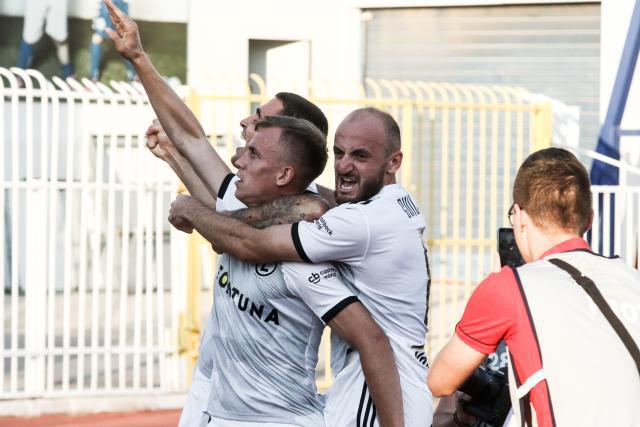 张镇麟13+10辽宁胜宁波 王哲林26分上海胜广州